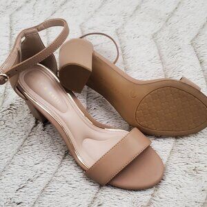 Kelly And Katie Hailee Sandal Tan